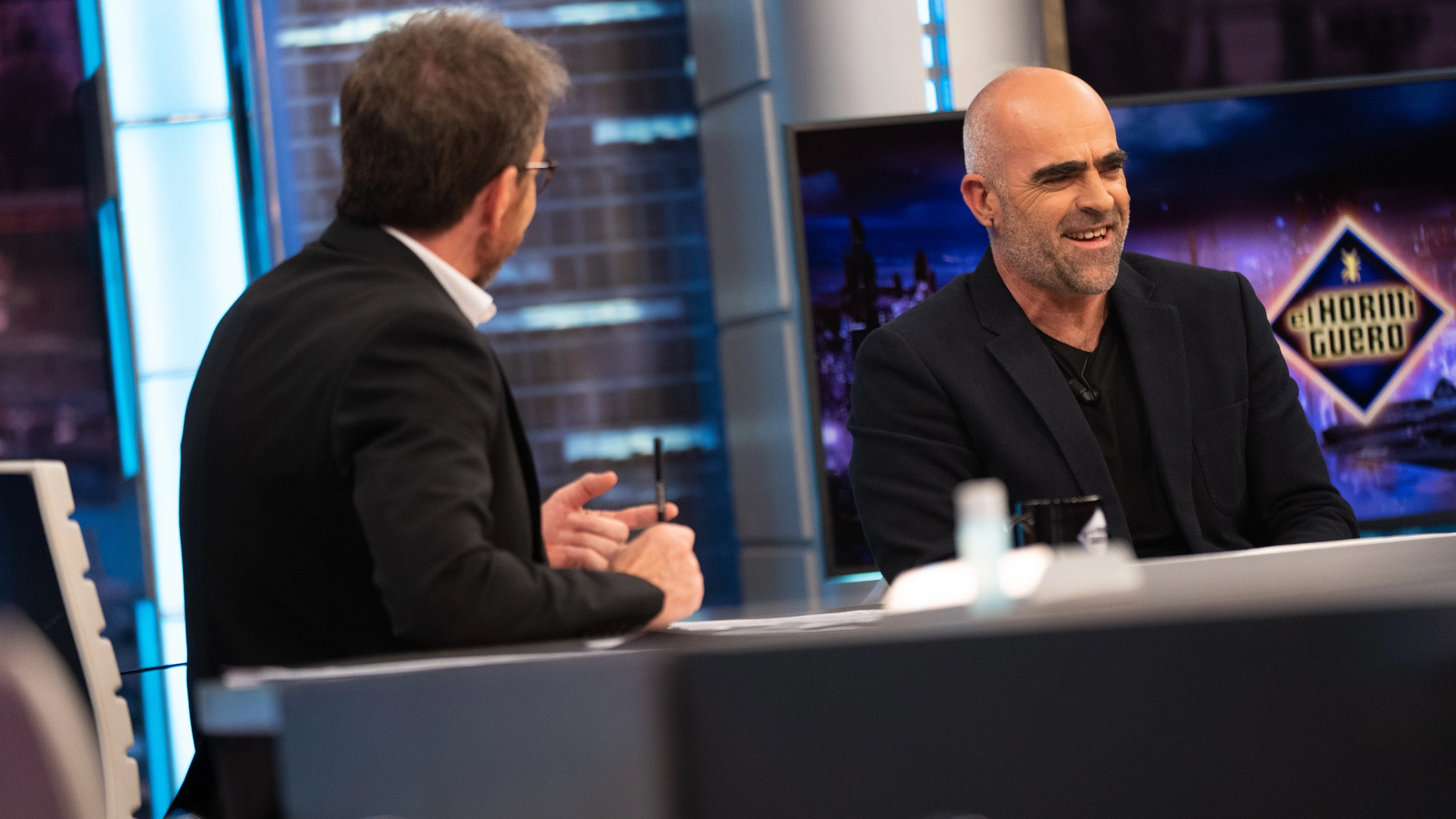 Descubrimos el don de Luis Tosar con el bricolaje: “Aguantaría otra Filomena” Todo un artista