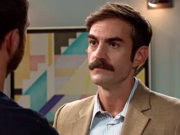 Raúl acusa a Fran de espiar sus movimientos Raúl acusa a Fran de espiar sus movimientos