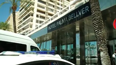 El Tribunal Superior de Baleares avala el confinamiento de estudiantes en Mallorca por el macrobrote El Tribunal Superior de Baleares avala el confinamiento de estudiantes en Mallorca por el macrobrote