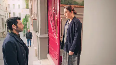 Memduh, testigo de un nuevo encuentro entre Safiye y Naci: “No malinterprete” Memduh, testigo de un nuevo encuentro entre Safiye y Naci: “No malinterprete”