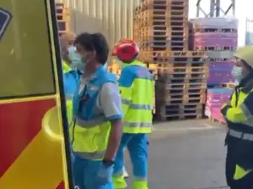 Un trabajador herido grave tras caerle un palé de tornillos en Fuenlabrada Un trabajador herido grave tras caerle un palé de tornillos en Fuenlabrada