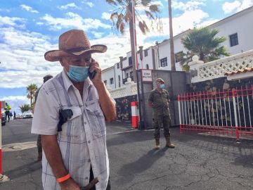 La lava del volcán de La Pama arrasa plantaciones bananeras y pone en riesgo el 50% del PIB de la isla 