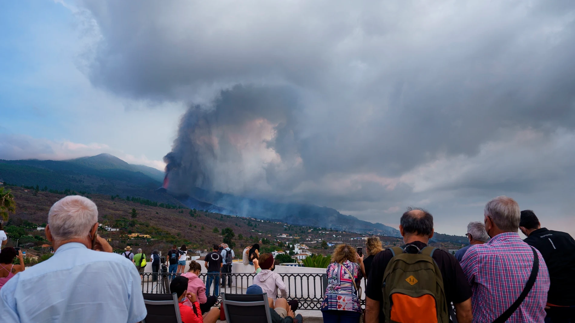 El Congreso y Senado aprueban una declaración institucional en apoyo a los evacuados y funcionarios que trabajan en La Palma 