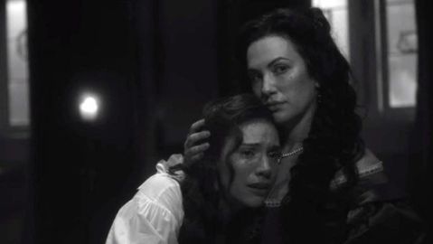 Kate Siegel en 'La maldición de Bly Manor'