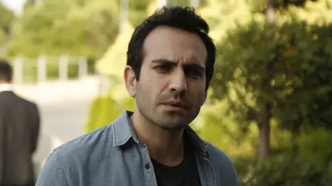 Buğra Gülsoy es Demir en 'Mi hija' Buğra Gülsoy es Demir en 'Mi hija'