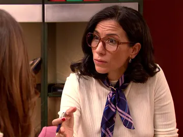 Manolita reúne a Coral para frenarle los pies: “Creo que me debes una disculpa” Manolita reúne a Coral para frenarle los pies: “Creo que me debes una disculpa”