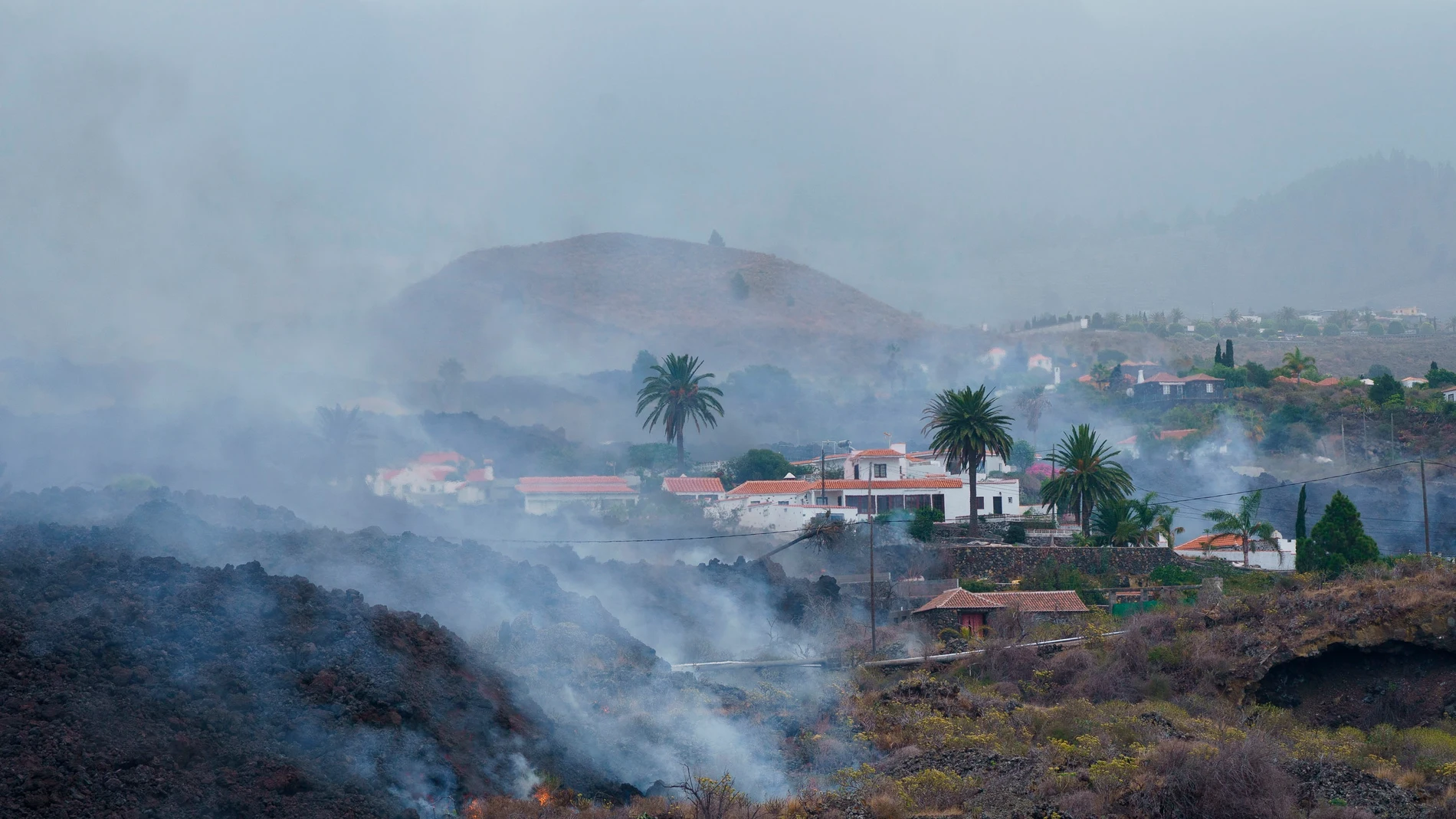 10 casas sepultadas por la lava en Todoque