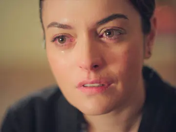 Los sentimientos de Safiye hacia Naci renacen gracias a Hikmet: “Nos has emocionado mucho” Los sentimientos de Safiye hacia Naci renacen gracias a Hikmet: “Nos has emocionado mucho”