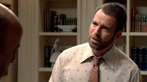 Fran descubre el secreto que Germán oculta a su familia Fran descubre el secreto que Germán oculta a su familia