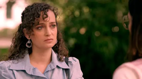 Inés descubre quién es la misteriosa Carolina, ¿destrozará las ilusiones de Guillermo contándole la verdad? Inés descubre quién es la misteriosa Carolina, ¿destrozará las ilusiones de Guillermo contándole la verdad?