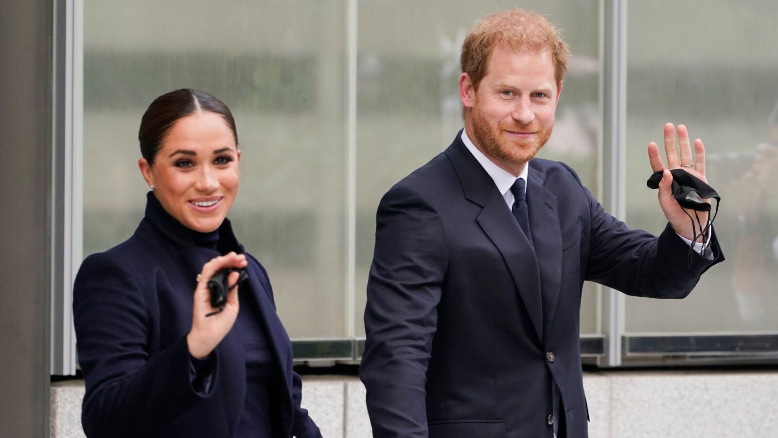 Meghan Markle y el príncipe Harry muestran a su hija por primera vez en la felicitación navideña