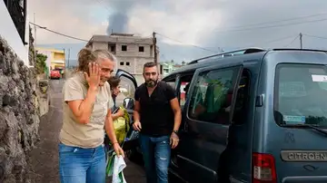 Vecinos de Todoque afectados por el volcán de La Palma Vecinos de Todoque afectados por el volcán de La Palma
