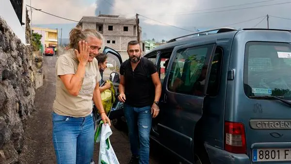 Vecinos de Todoque afectados por el volcán de La Palma Vecinos de Todoque afectados por el volcán de La Palma