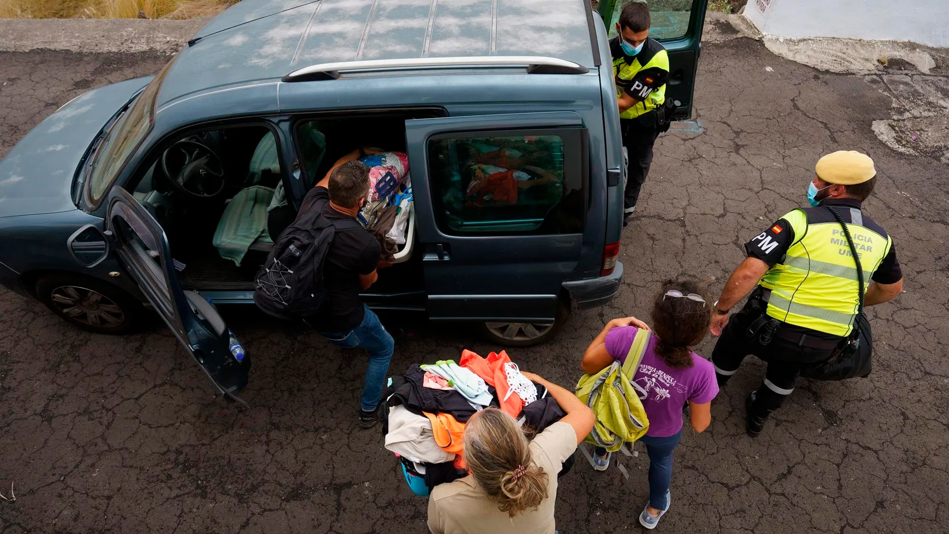 Solidaridad en el volc&aacute;n de La Palma