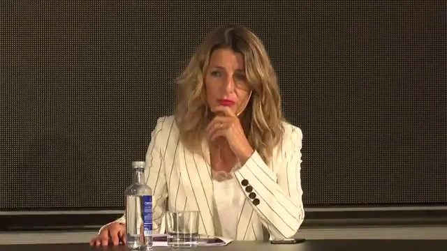 Yolanda Díaz anuncia una apuesta firme para jóvenes españoles en el extranjero: "Si hay trabajo precario es porque hay empresas precarias" Yolanda Díaz anuncia una apuesta firme para jóvenes españoles en el extranjero: "Si hay trabajo precario es porque hay empresas precarias"