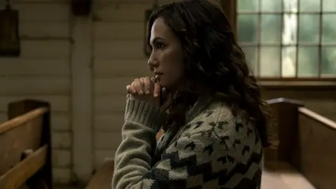 Kate Siegel en 'Misa de medianoche' Kate Siegel en 'Misa de medianoche'