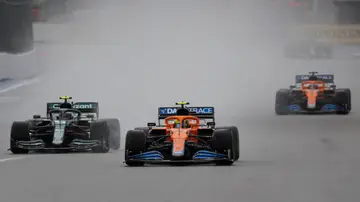 Pole de Norris en el GP de Sochi con Sainz 2º, Hamilton 4º y Alonso 6º Pole de Norris en el GP de Sochi con Sainz 2º, Hamilton 4º y Alonso 6º
