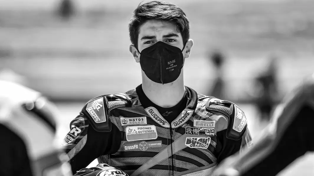 Muere Dean Berta Viñales, primo de Maverick, en un accidente en una carrera de WorldSSP 300 Muere Dean Berta Viñales, primo de Maverick, en un accidente en una carrera de WorldSSP 300