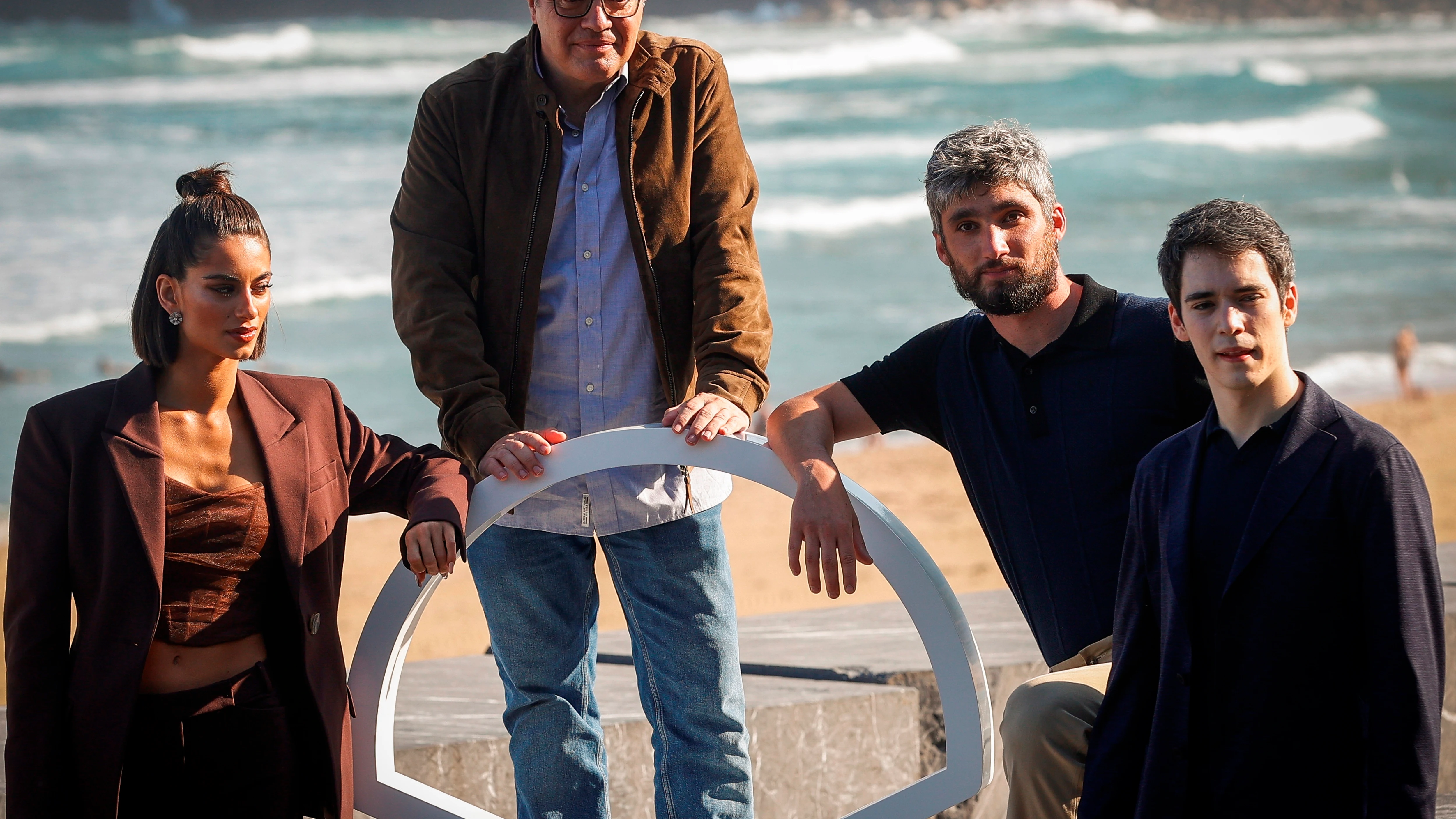 Director y actores pel&iacute;cula 'Las leyes de la frontera'