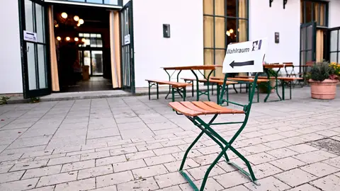 Más de 60 millones de alemanes están llamados a las urnas para las generales del fin de la "era Merkel" Más de 60 millones de alemanes están llamados a las urnas para las generales del fin de la "era Merkel"