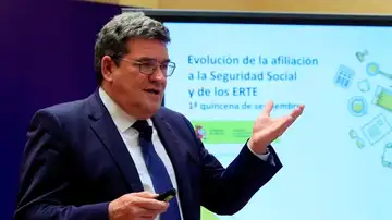 Escrivá explica sus palabras y asegura que "en ningún caso plantea trabajar hasta los 75 años" Escrivá explica sus palabras y asegura que "en ningún caso plantea trabajar hasta los 75 años"