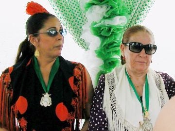 Isabel Pantoja junto a su madre, Doña Ana