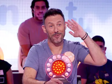 “Es tan fácil que no la voy a decir”: La hilarante chulería de Iñaki Urrutia en ‘La Pista’ “Es tan fácil que no la voy a decir”: La hilarante chulería de Iñaki Urrutia en ‘La Pista’