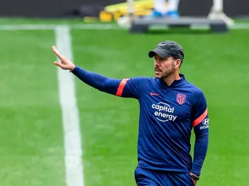 Simeone, en el entrenamiento del Atlético de Madrid Simeone, en el entrenamiento del Atlético de Madrid