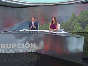 'Los 15 días que cambiaron La Palma', el especial informativo sobre el volcán con Matías Prats y Mónica Carrillo