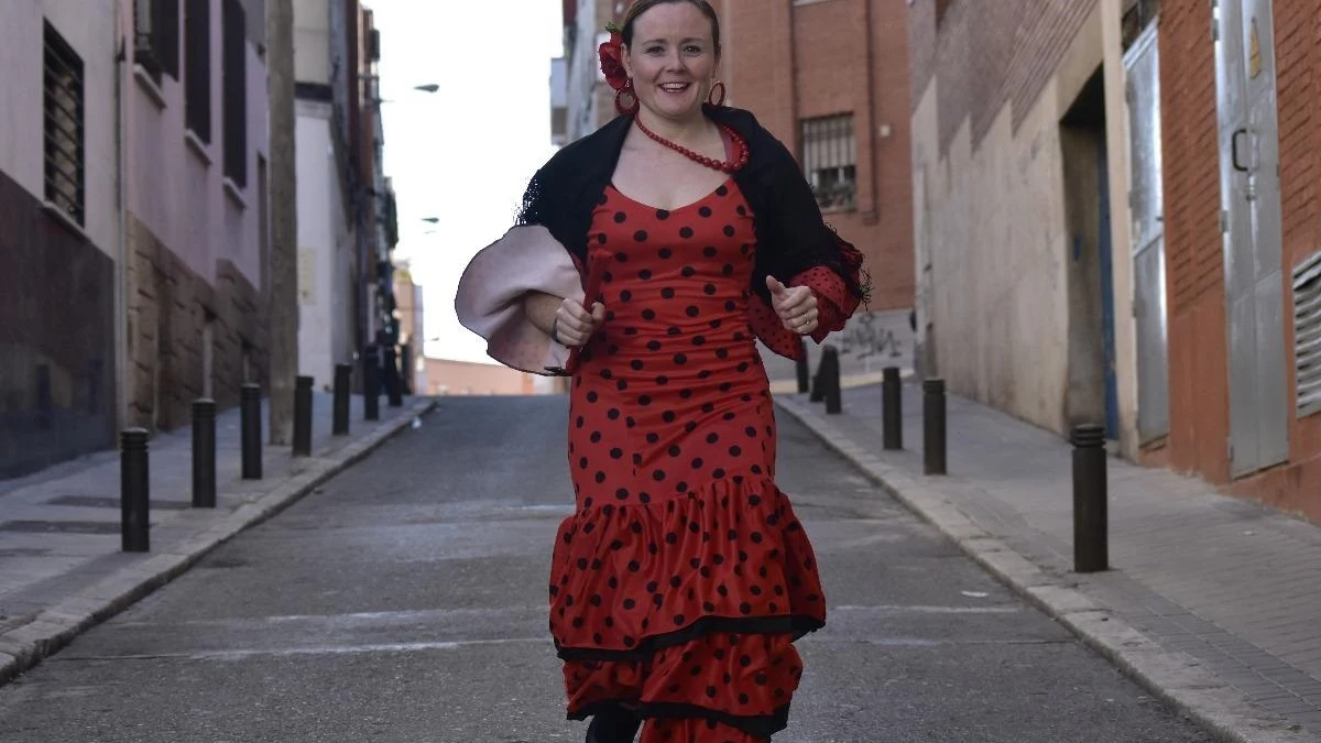 Charlotte Sullivan, la brit&aacute;nica que correr&aacute; el Marat&oacute;n de Londres vestida de flamenca por una causa solidaria