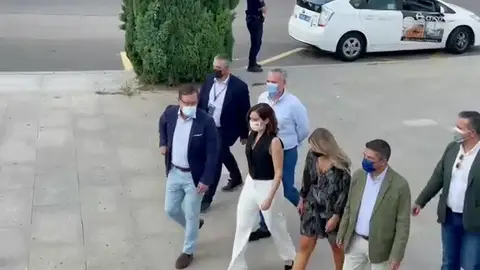 Almeida niega que Ayuso vaya a "ensombrecer" la Convención del PP porque "es uno de los grandísimos activos del partido" Almeida niega que Ayuso vaya a "ensombrecer" la Convención del PP porque "es uno de los grandísimos activos del partido"