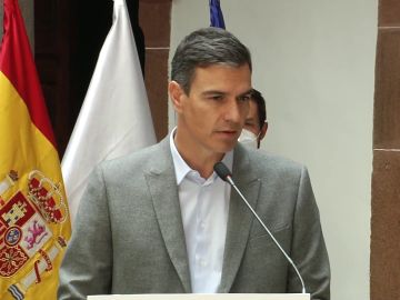 Pedro Sánchez anuncia 200 millones en ayudas para afectados del volcán de La Palma