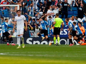 El Espanyol sorprende al Madrid y alarga la mala racha de los blancos