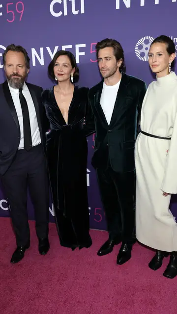Jake Gyllenhaal presenta a su novia, Jeanne Cadieu Jake Gyllenhaal presenta a su novia, Jeanne Cadieu