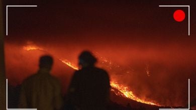 El avance de lava más fluida tras el derrumbe del cono principal del volcán de La Palma, streaming en directo