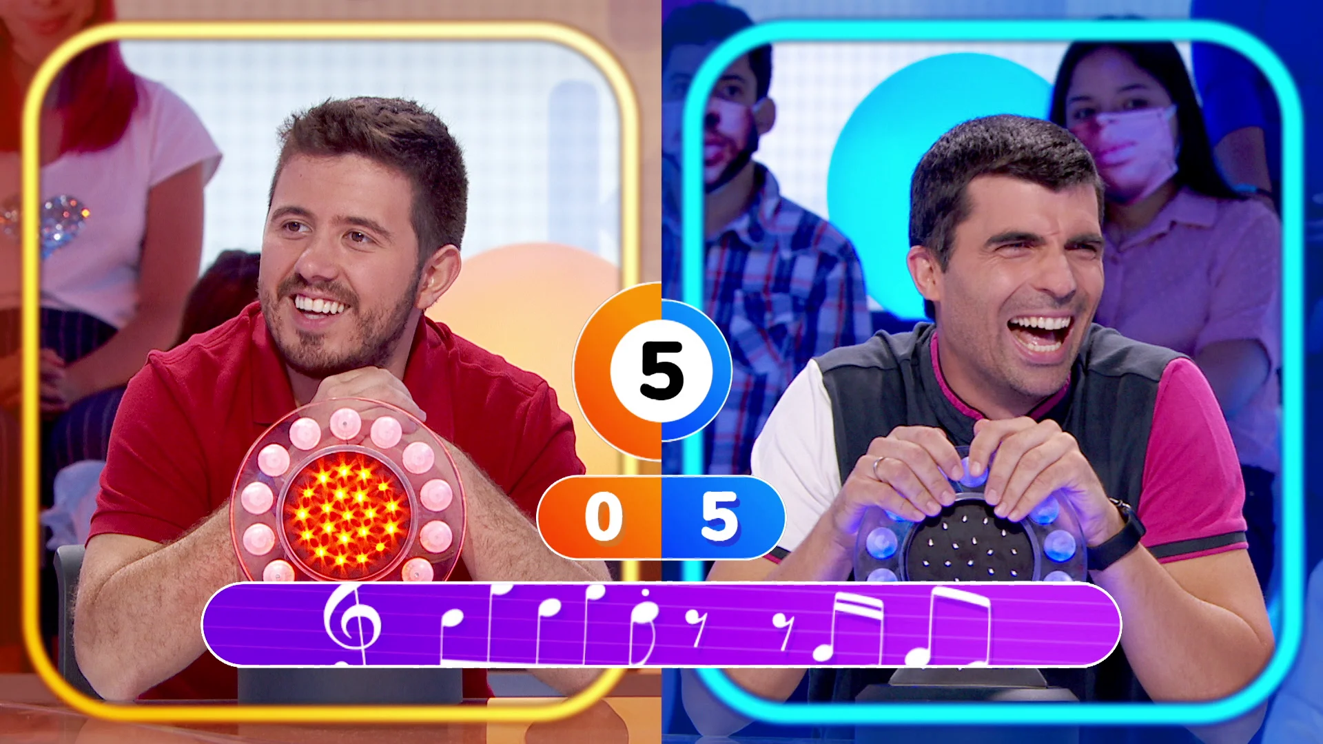 La reacción de Roberto Leal ante el chiste malo de Orestes: “Vamos a seguir, ¿no?”