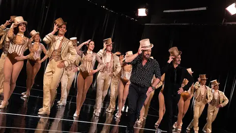 ¡Insólito! Antonio Banderas dirige y baila el gran número musical de 'A Chorus Line' en 'El Hormiguero 3.0' ¡Insólito! Antonio Banderas dirige y baila el gran número musical de 'A Chorus Line' en 'El Hormiguero 3.0'