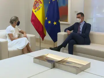 El Gobierno aprueba este jueves en Consejo de Ministros extraordinario los presupuestos generales para 2022 El Gobierno aprueba este jueves en Consejo de Ministros extraordinario los presupuestos generales para 2022