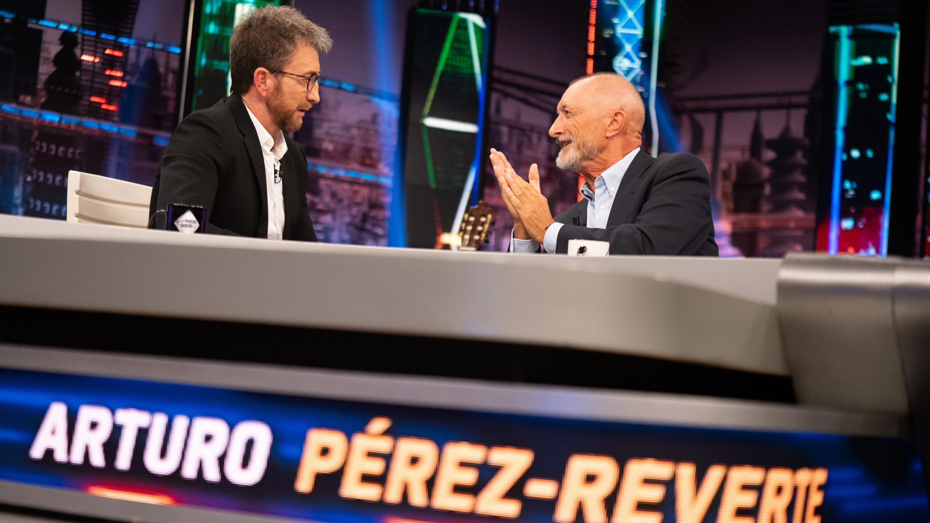 La reflexión de Pérez-Reverte sobre la vejez: "Estamos privando a los jóvenes de la experiencia del viejo"