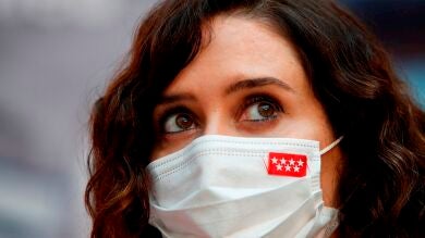 Ayuso, tras la apertura de las pistas de baile en Madrid: 