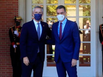 Pedro Sánchez y el secretario general de la OTAN, Jens Stoltenberg