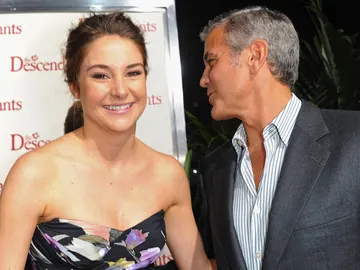 Shailene Woodley y George Clooney Shailene Woodley y George Clooney