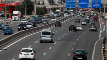 300 mil coches sin etiqueta ambiental se quedarán sin poder circular por Madrid el 1 de enero: qué opciones tienen sus dueños 300 mil coches sin etiqueta ambiental se quedarán sin poder circular por Madrid el 1 de enero: qué opciones tienen sus dueños