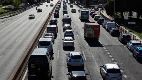 Algunas retenciones en las carreteras por el puente del Pilar en el primer fin de semana casi sin restricciones en Espa&ntilde;a