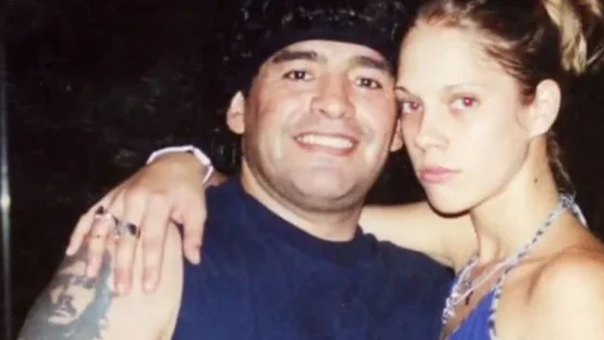Una mujer desvela su relaci&oacute;n con Maradona cuando era menor de edad: "No pod&iacute;a decir que no"