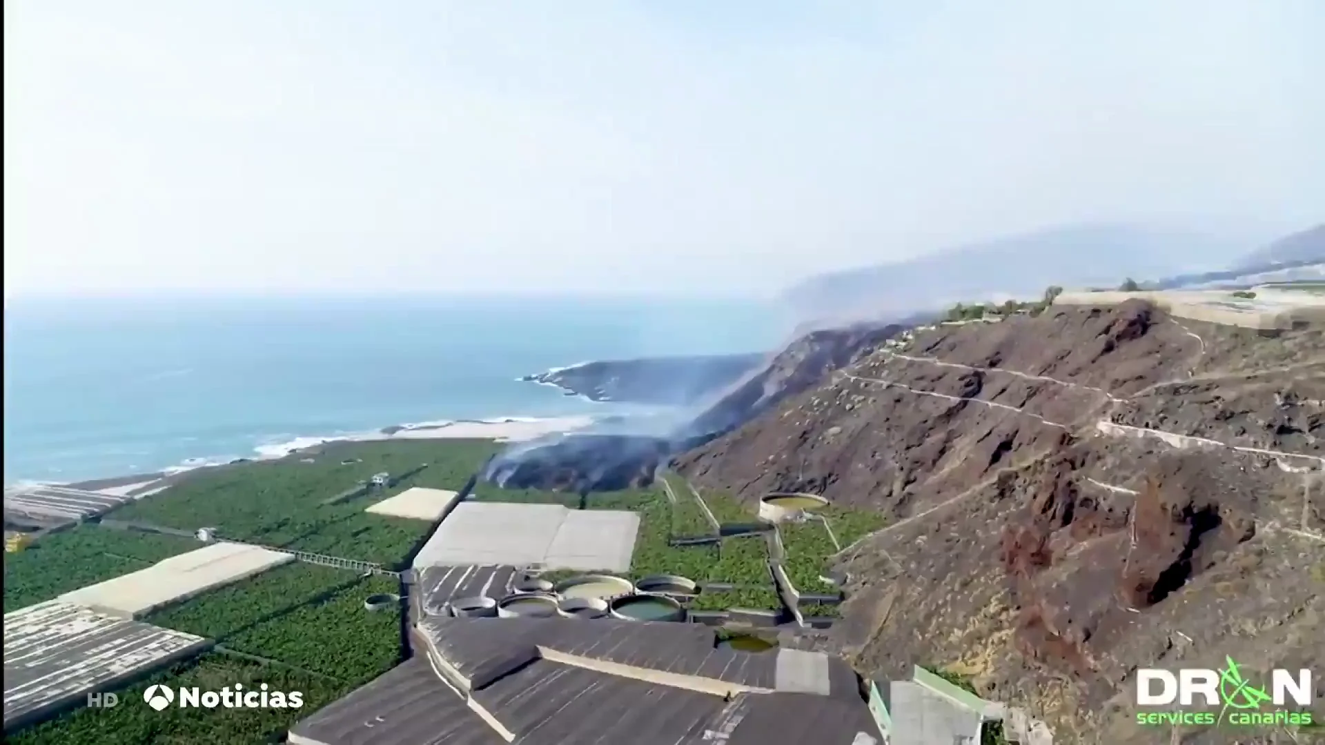 La colada de lava del volc&aacute;n de La Palma que m&aacute;s preocupa se dirige a un pol&iacute;gono industrial