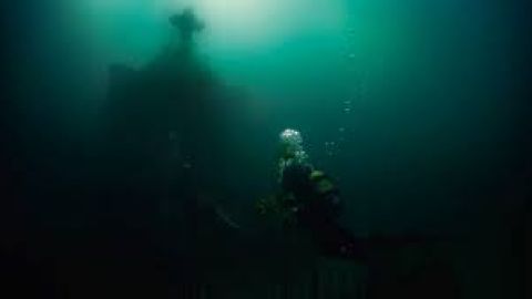 'The Deep House'