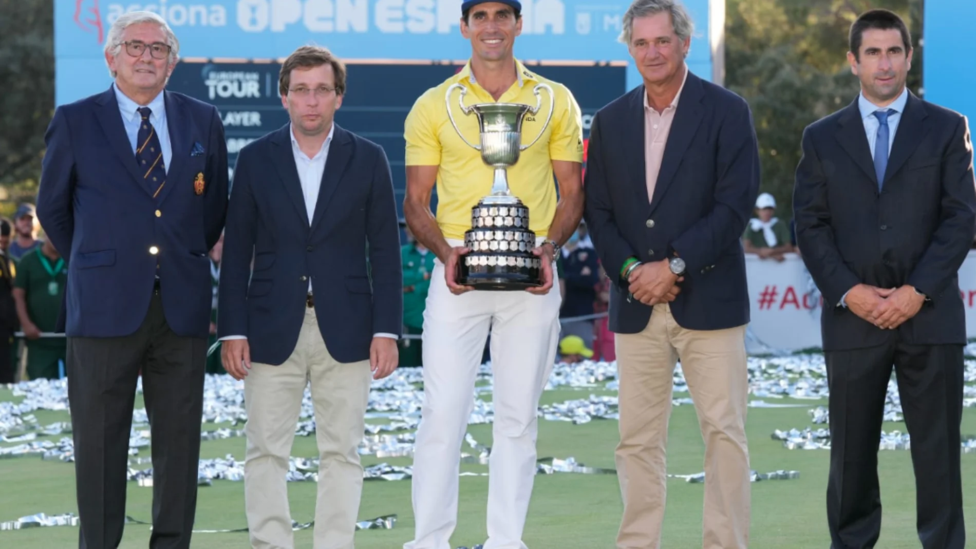 El palmero Rafa Cabrera-Bello gana el Open de España de golf y Jon Rahm termina 17º