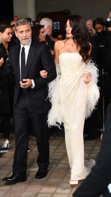 George y Amal Clooney en la alfombra roja del Festival de Cine de Londres