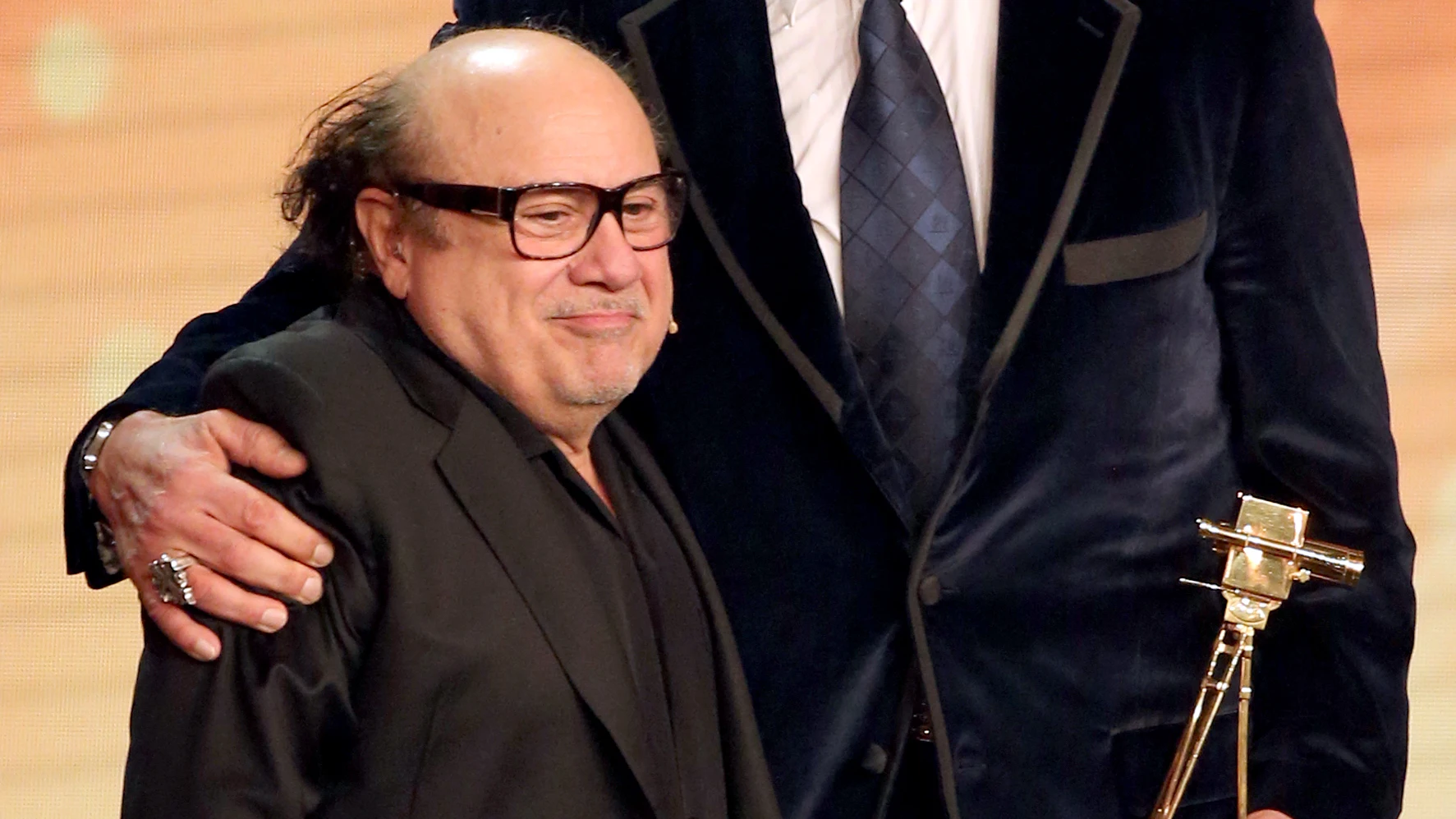 Arnold Schwarzenegger y Danny DeVito Arnold Schwarzenegger y Danny DeVito